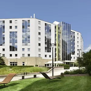 Otel Novina Suedwestpark, Nürnberg